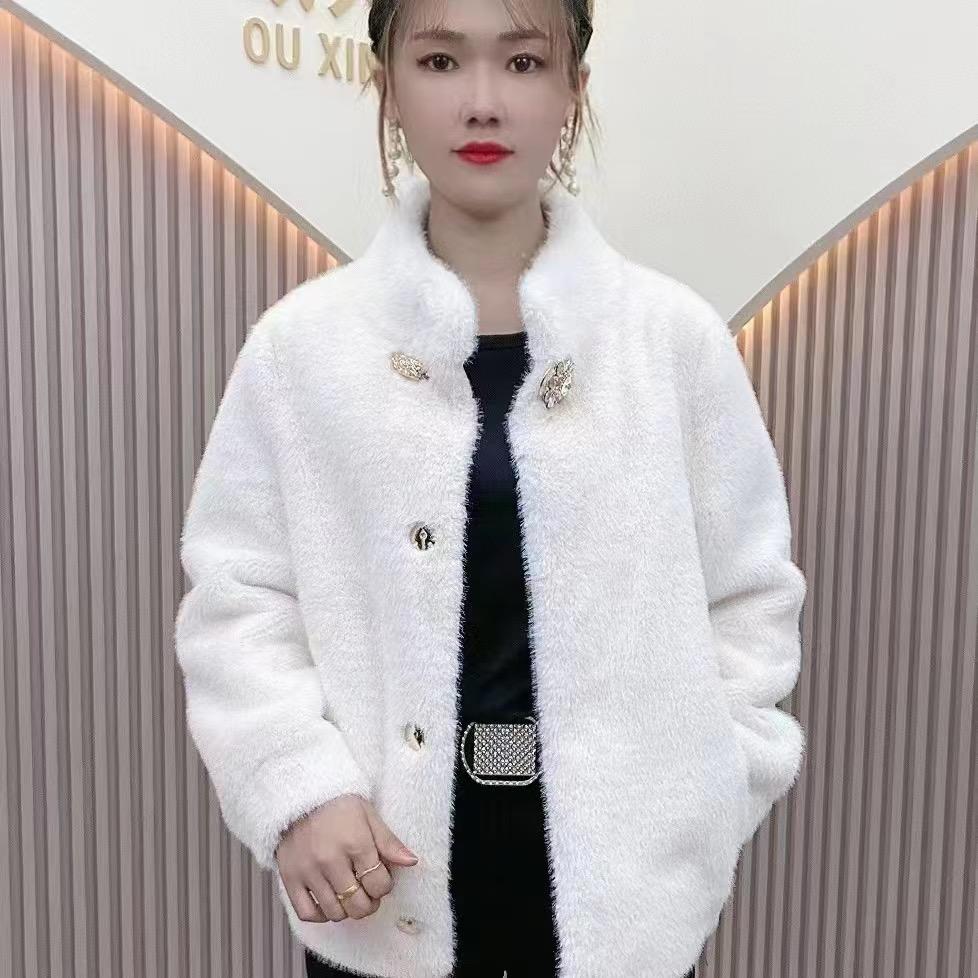 欧兴服饰工厂店