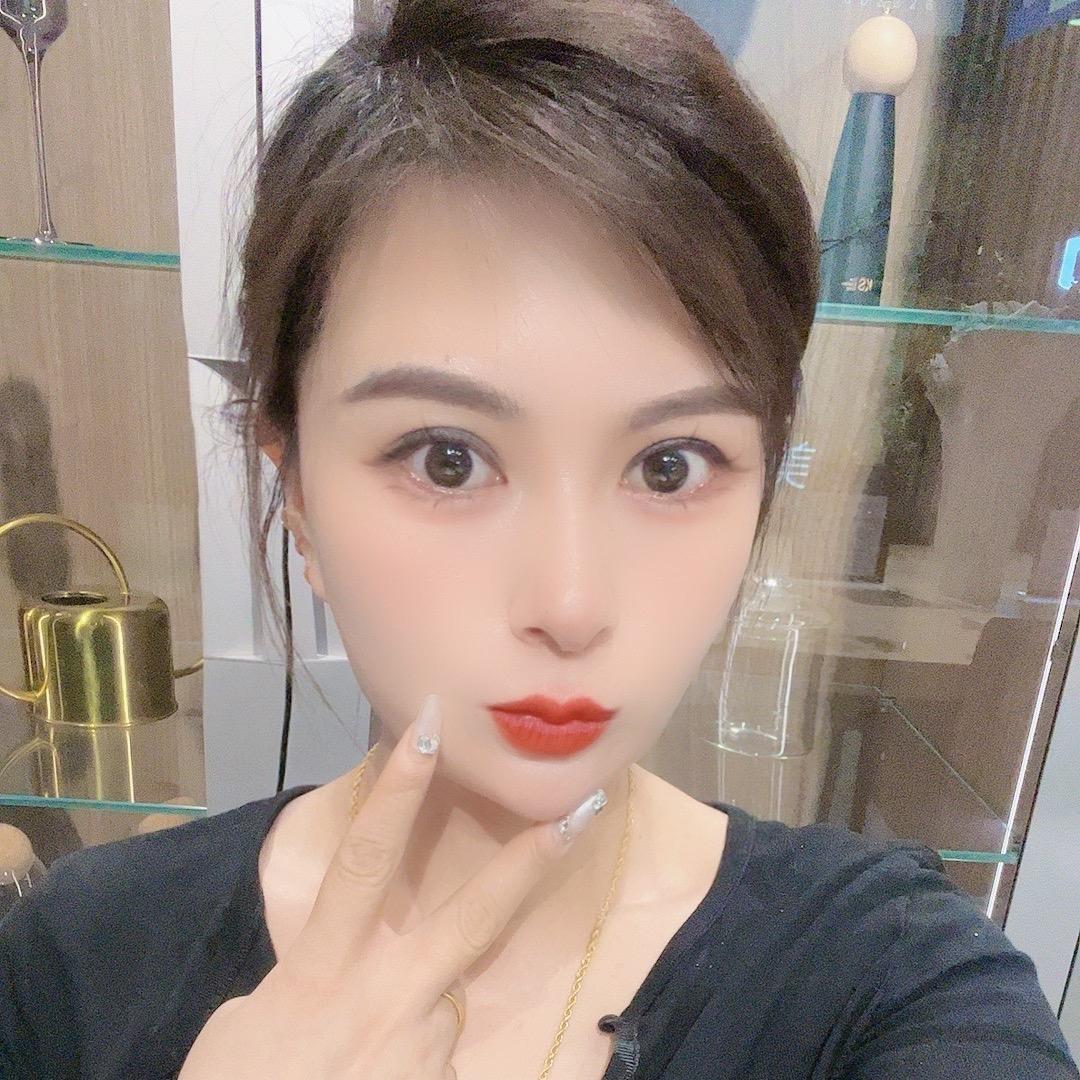 肉肉🫦小祖宗德贝橱柜