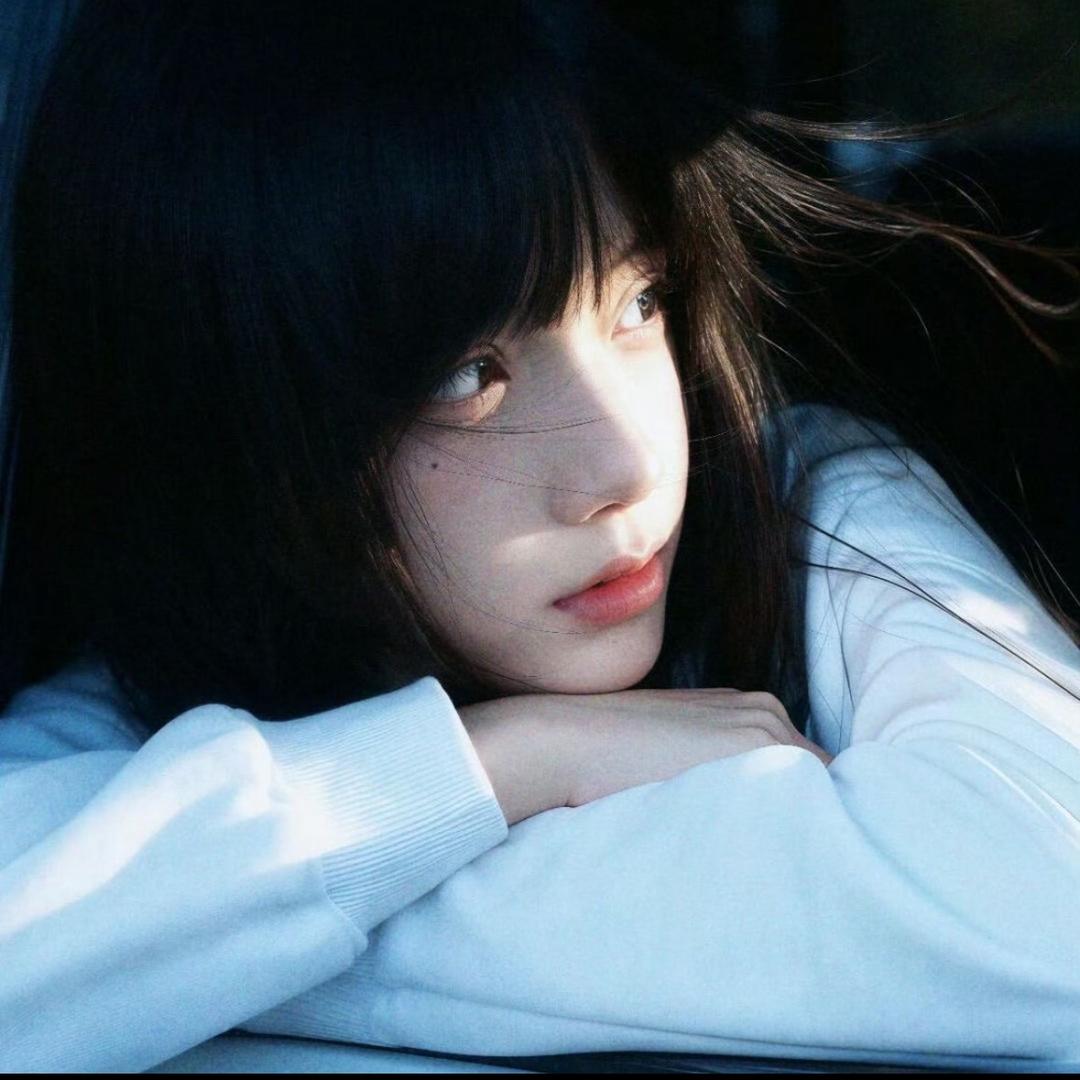 安琪￴ ￴￴￴￴