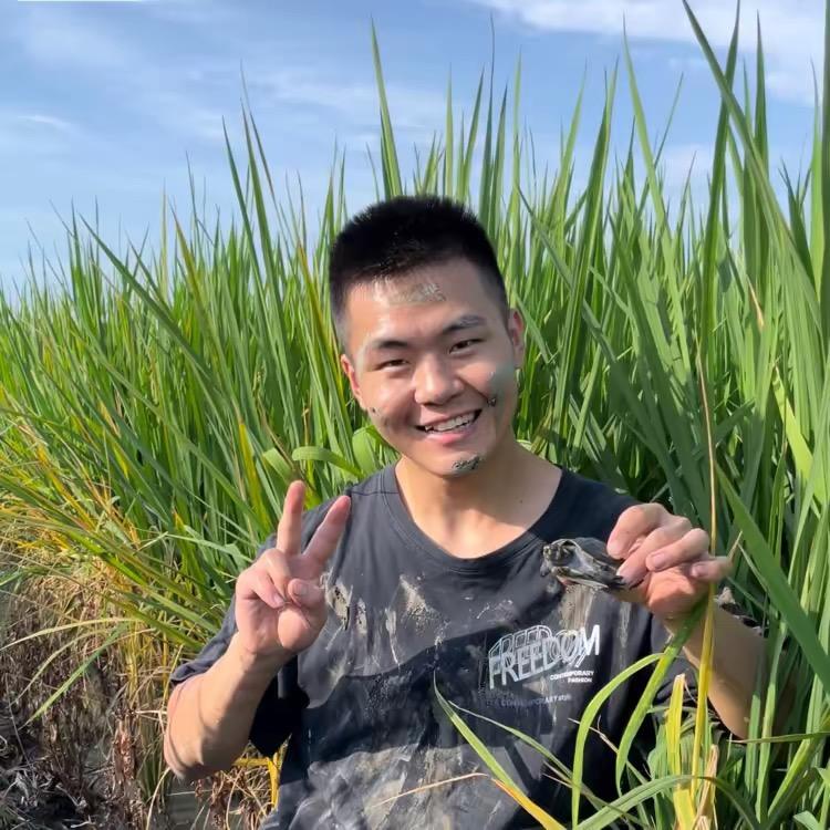 小鱼哥在农村