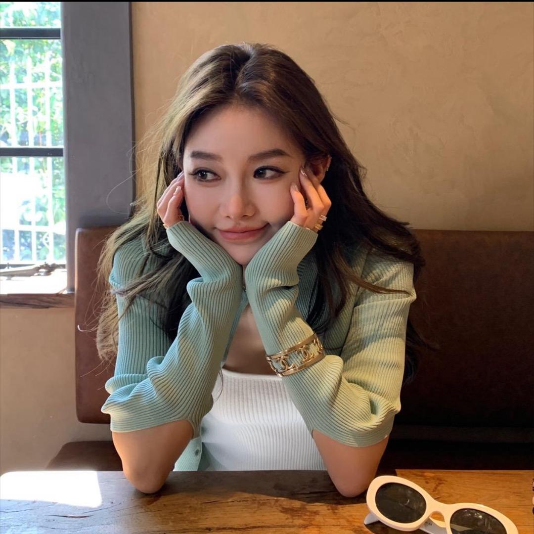 佟小白《直播返场》