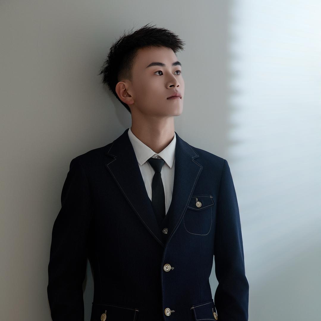 小欢AK