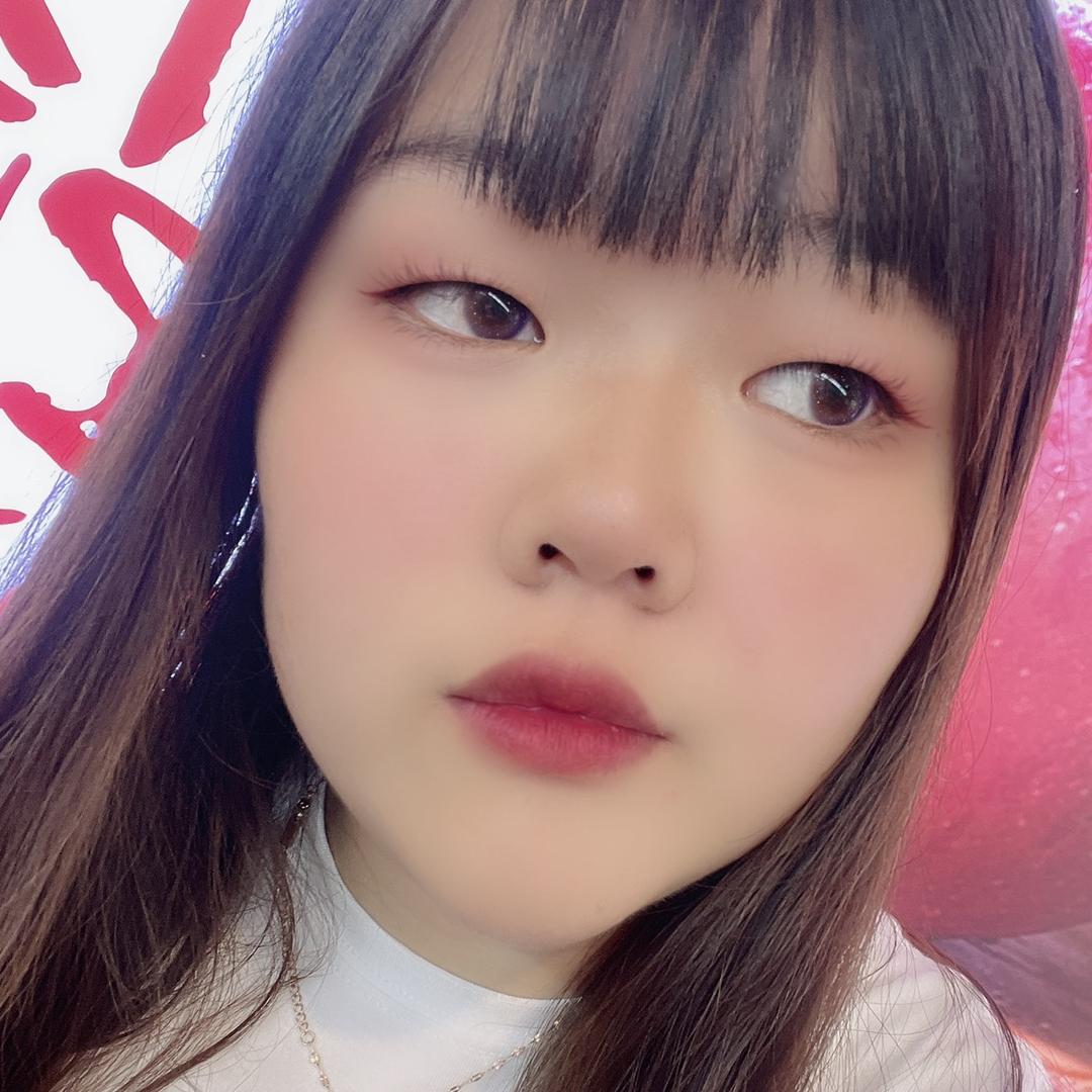 🍏单眼皮的小可爱