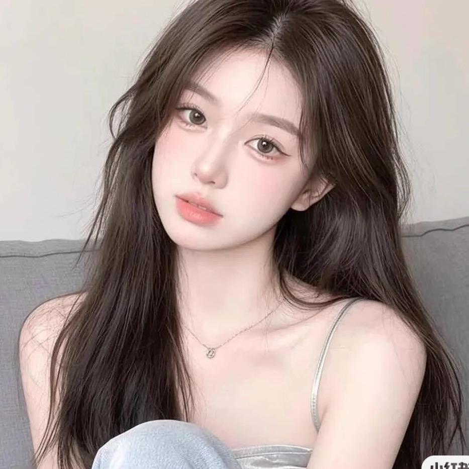 阿紫-美甲师