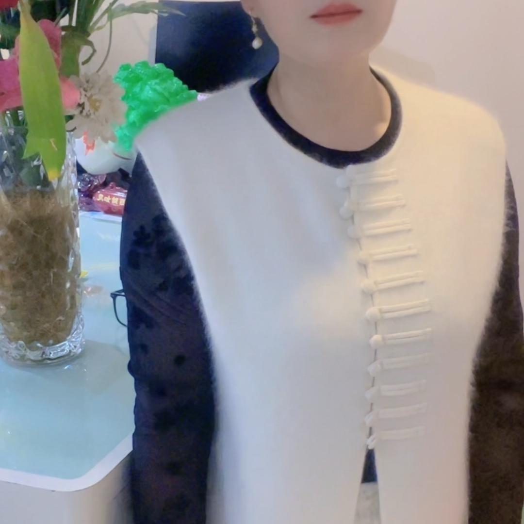 小孔时尚女装