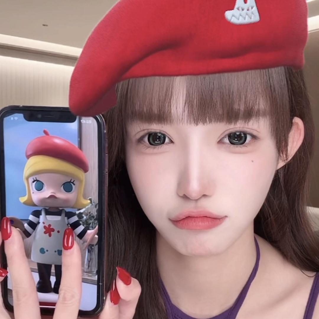 吴雨彤不同-