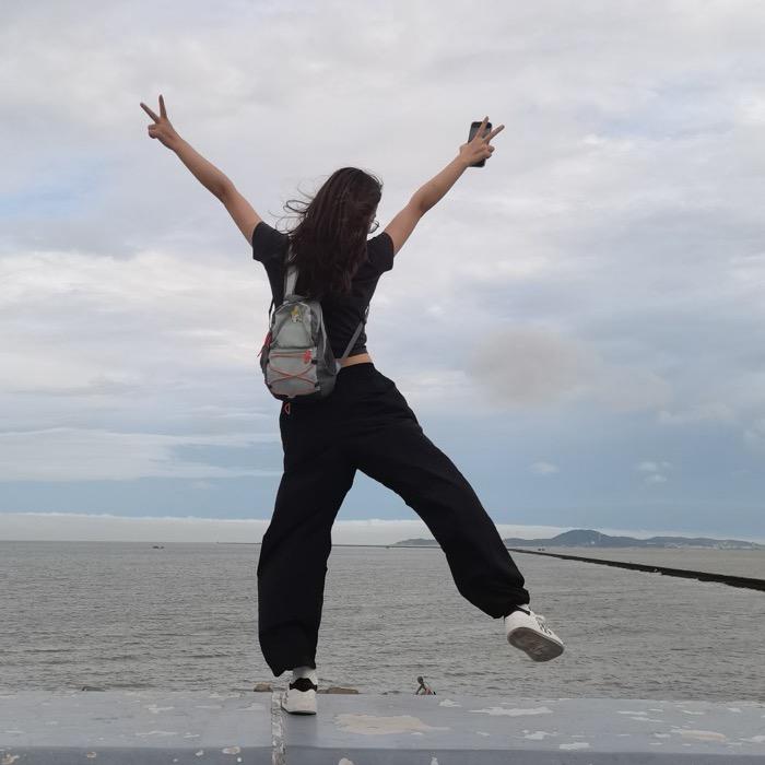张张不慌张鸭