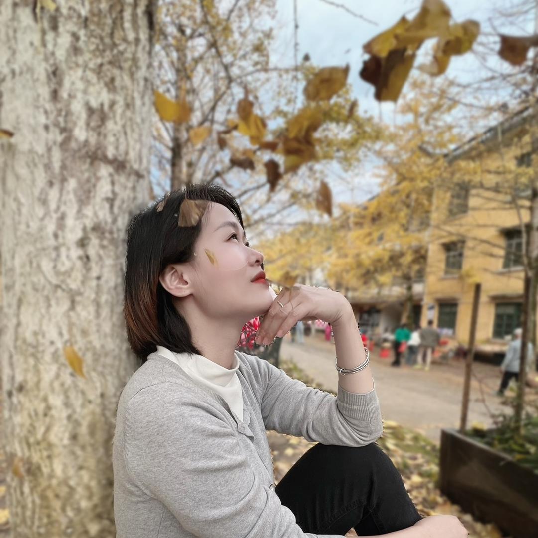 小山里的大梅子