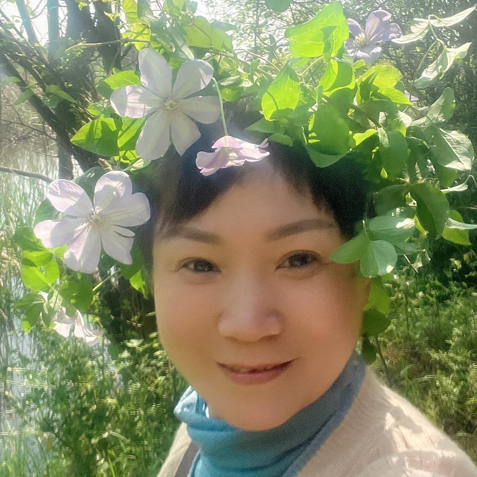 伊慕服饰一亚菲