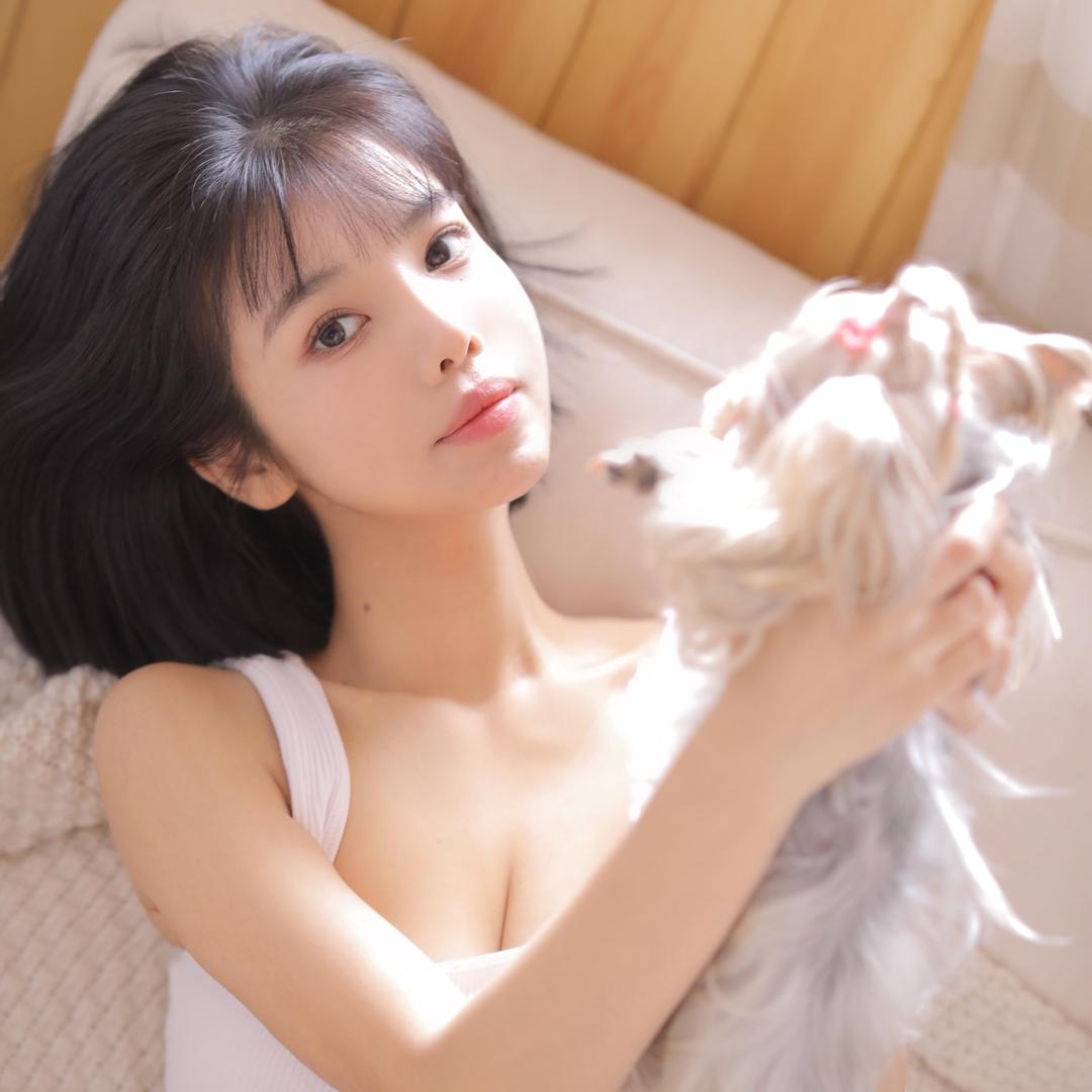 赵梓伊Zzy