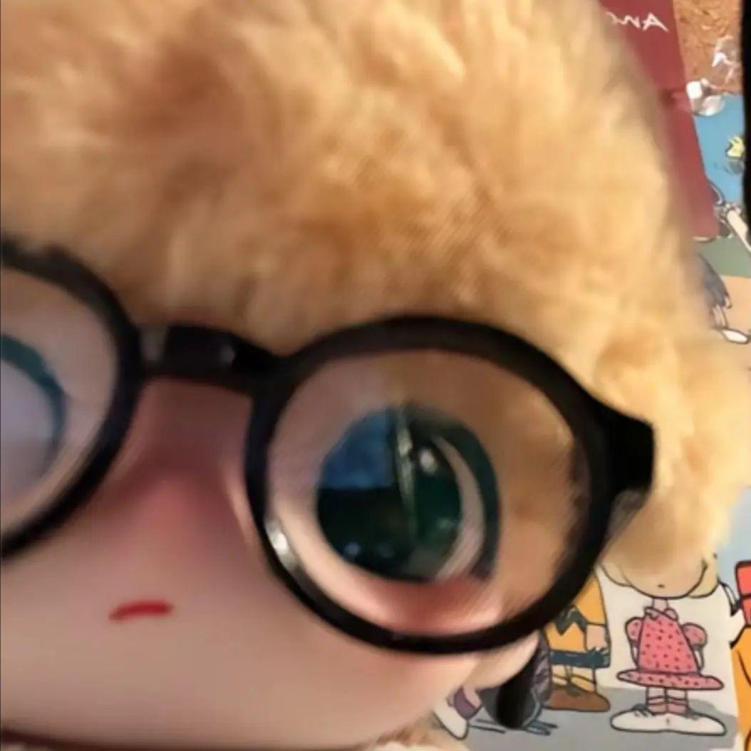 萍.