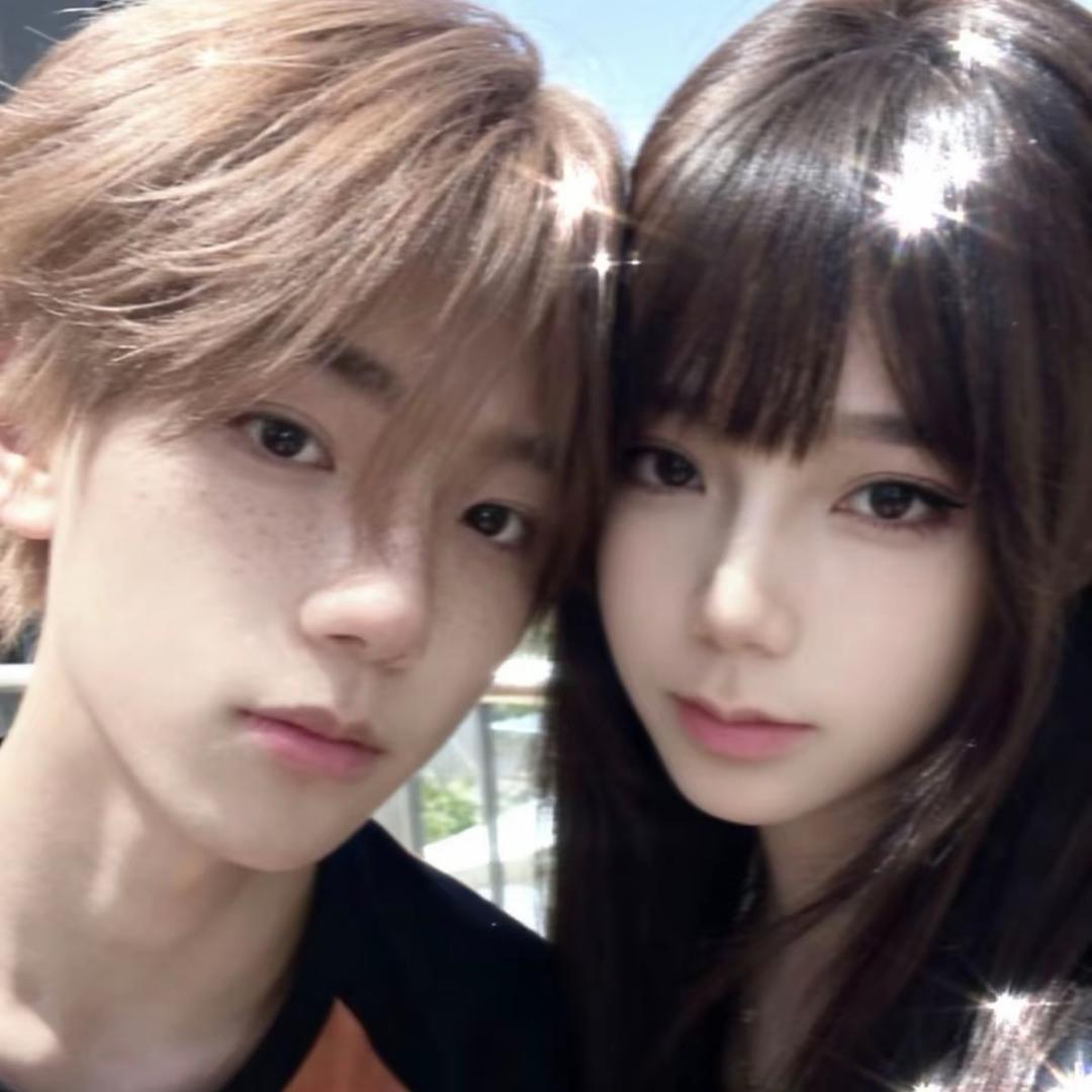 橹橹最喜欢恩恩啦