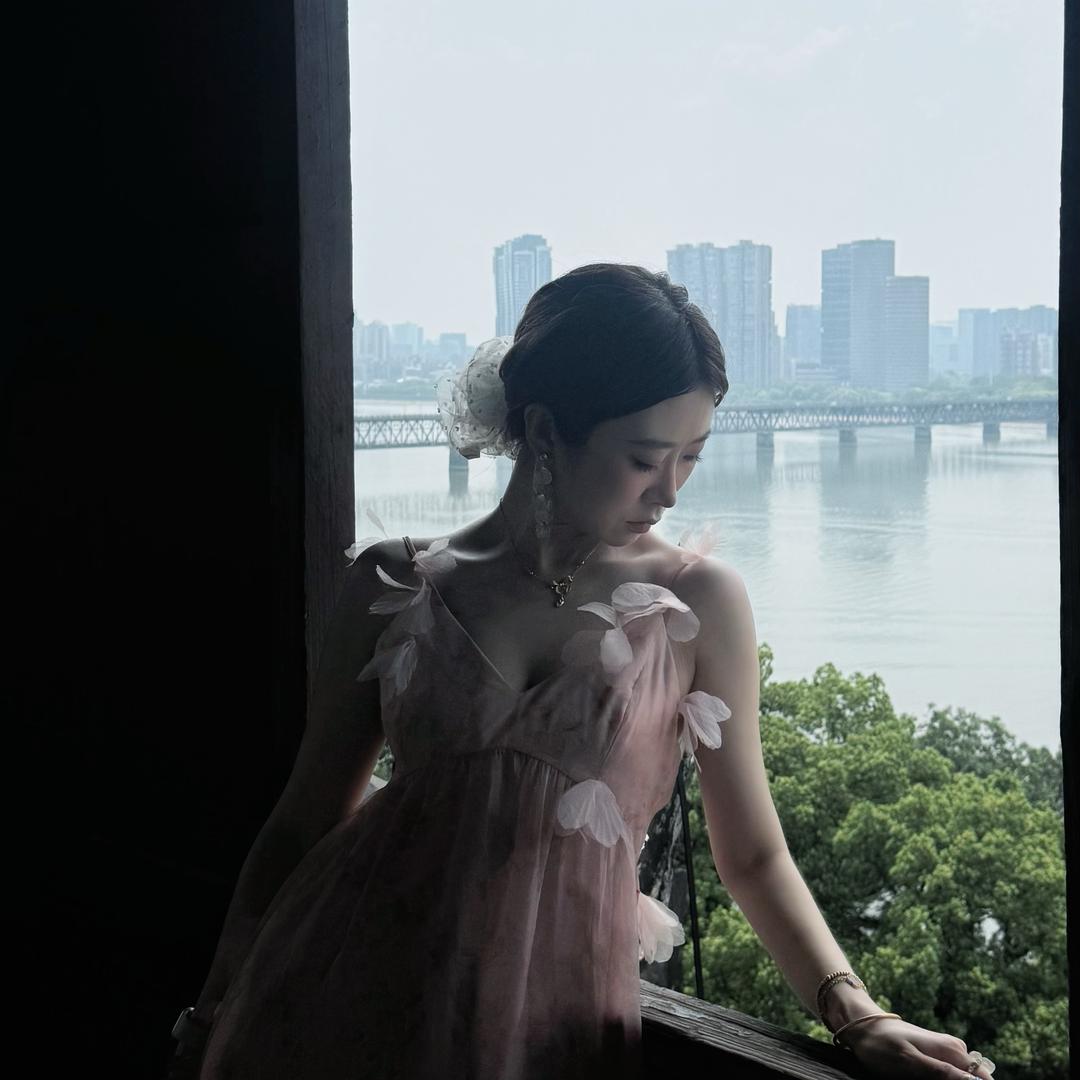 你今天真好看🦋