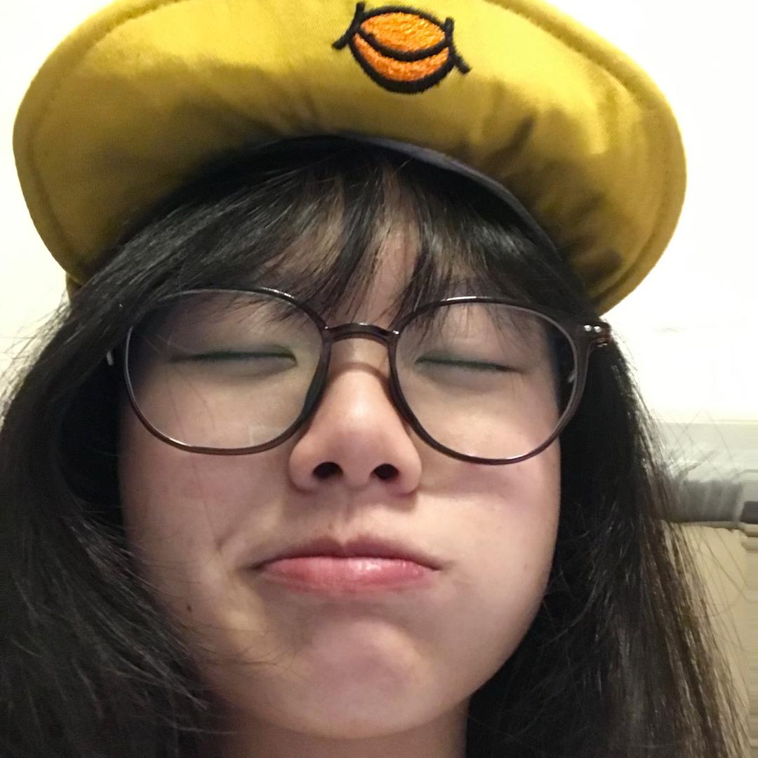 饱饱^