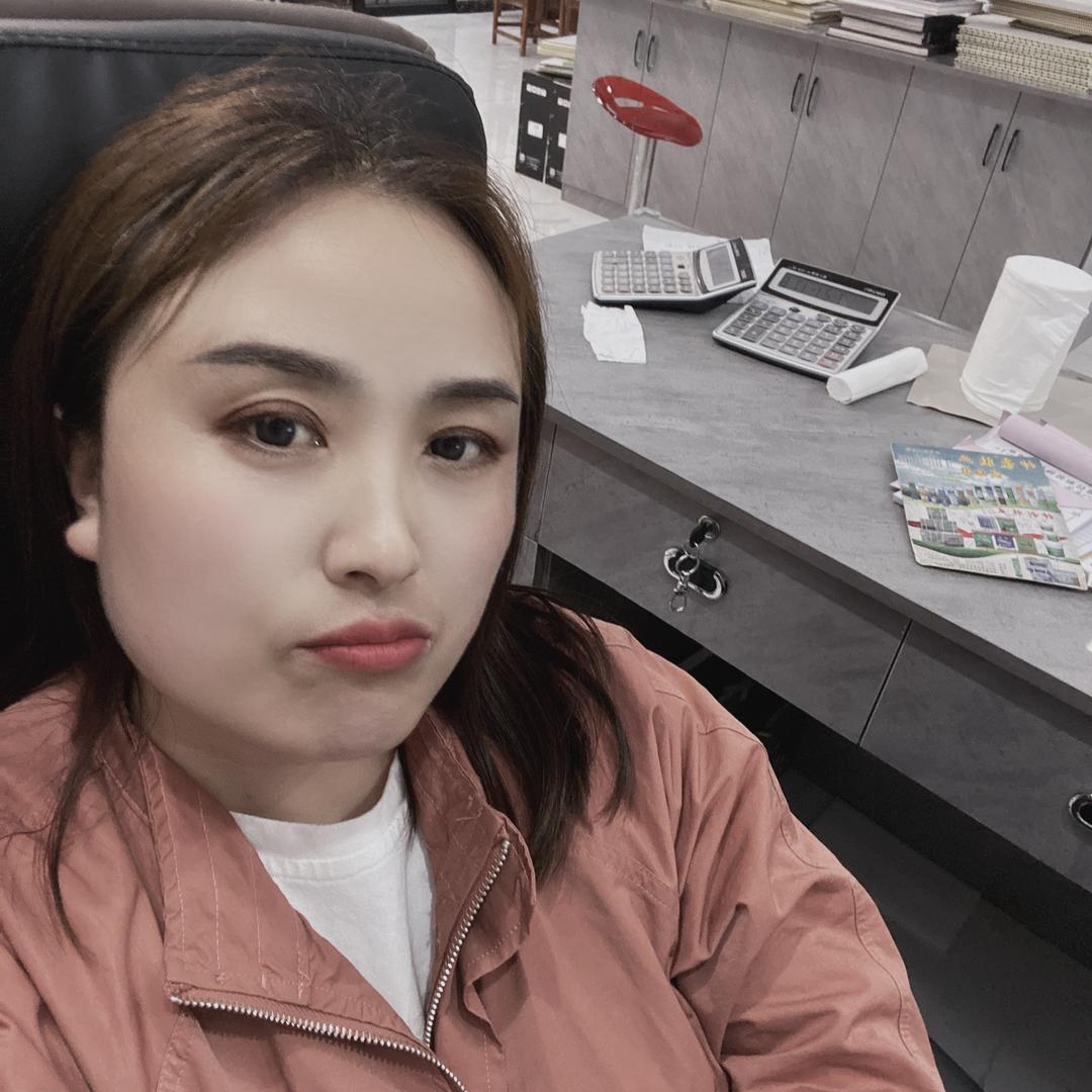 德信和墙板：于春华