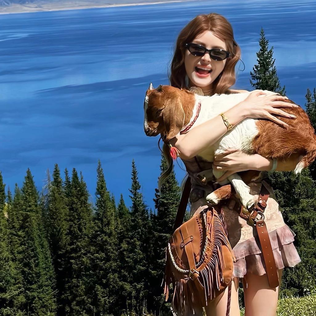 小羊爱吃香菜🌿