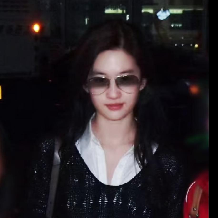 水蜜桃靓女