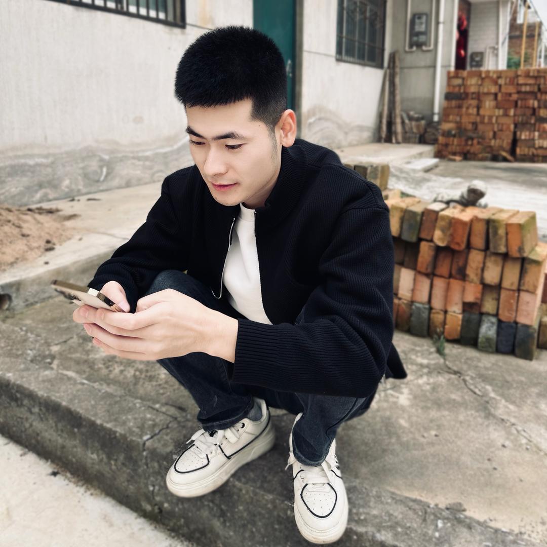 吃鱼的猫🐱