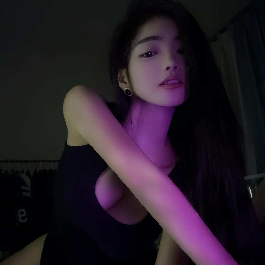 莹莹ya