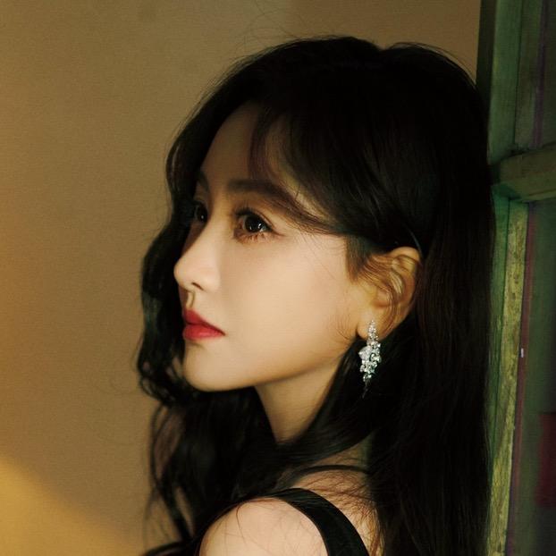 杨蓉