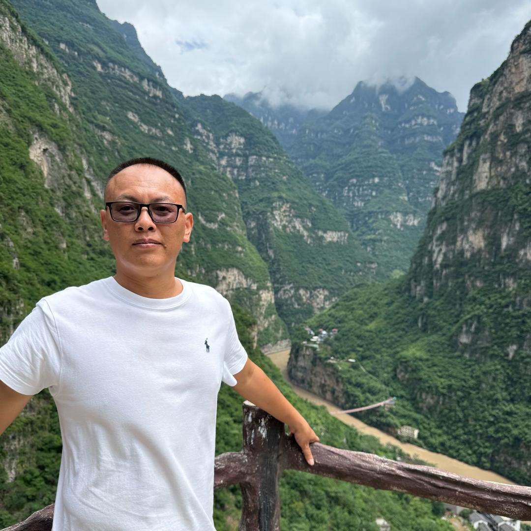 小李游山水