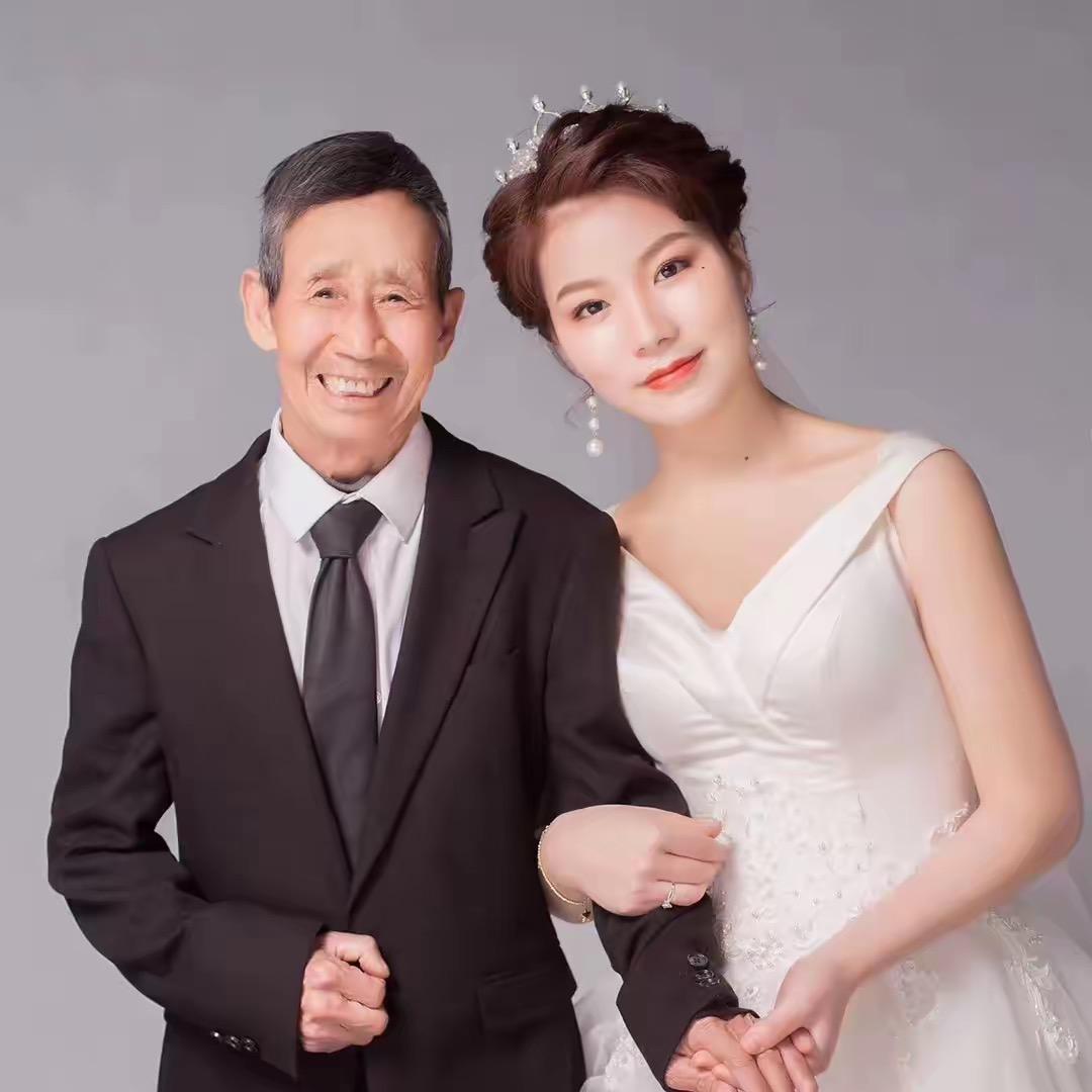 金其🕊️直播日常