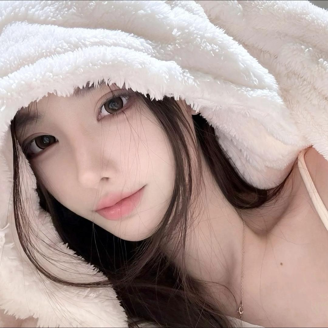 小喻.