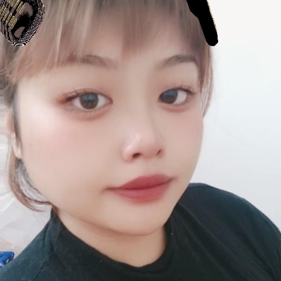 是灿灿吖～🥂