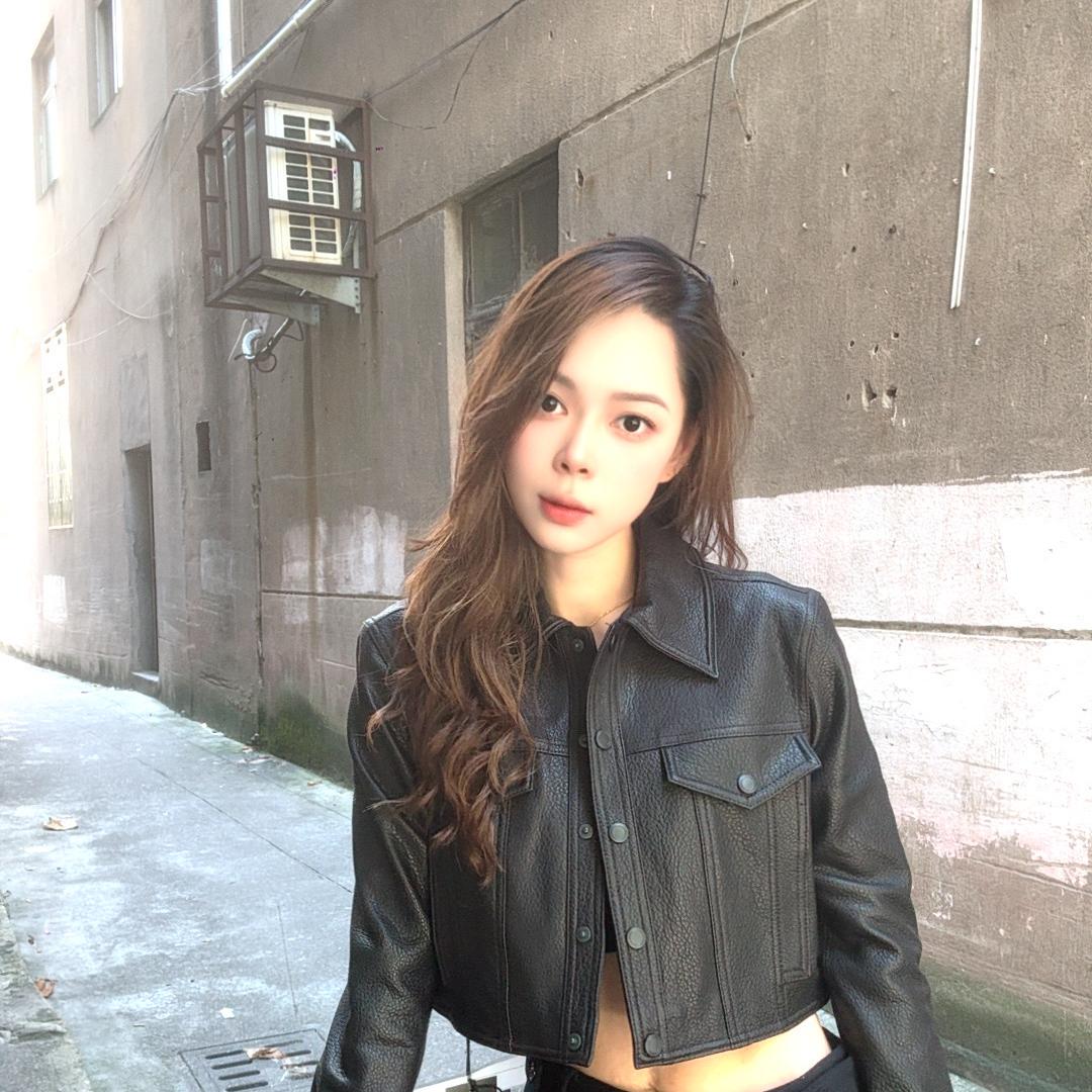 台州市路桥黄莹服装店