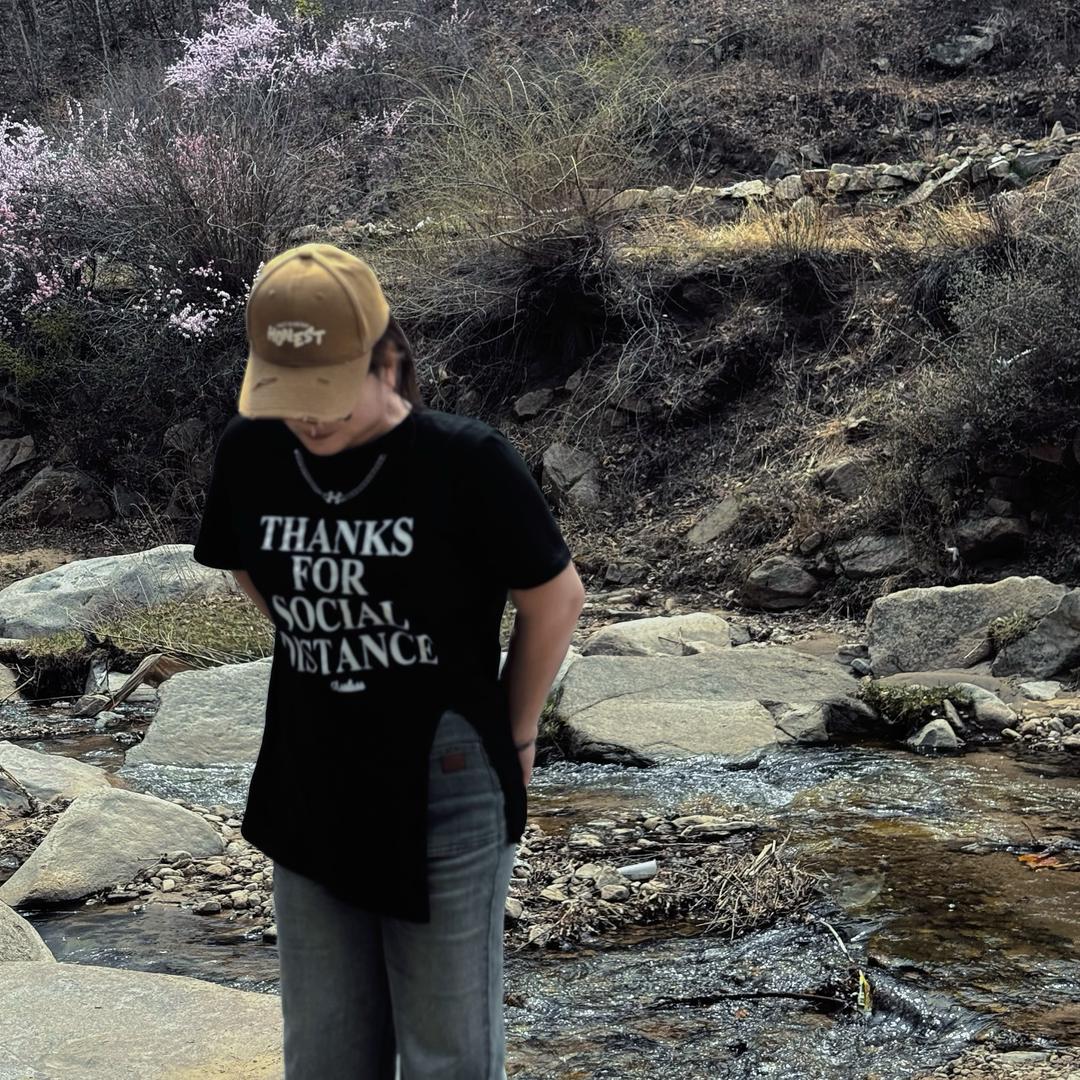 在平庄搓美甲的阿玉