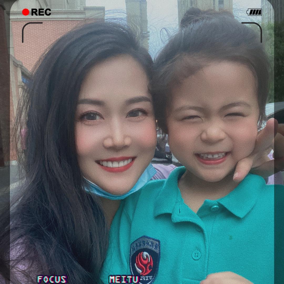熊女王谈天