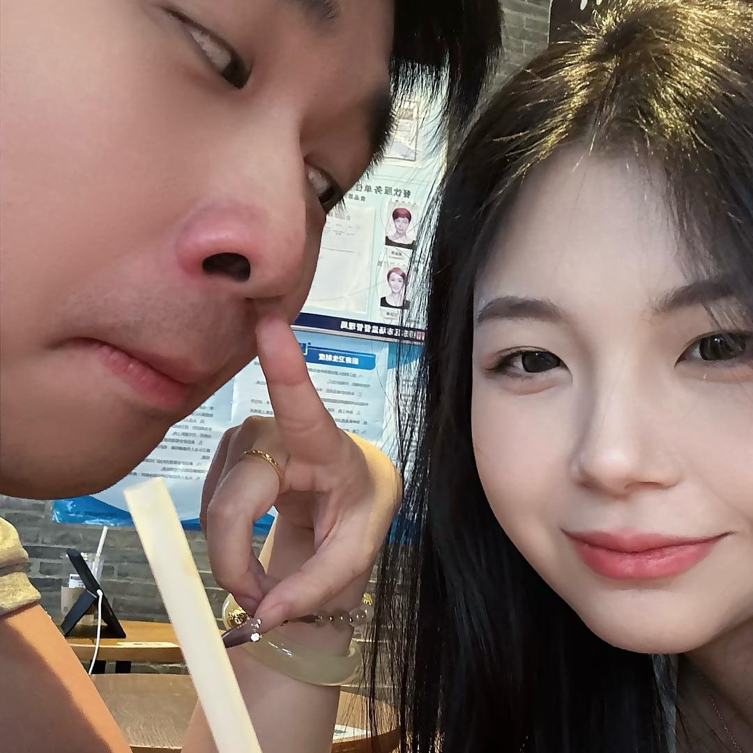 辉辉~