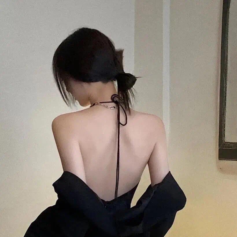華小姐