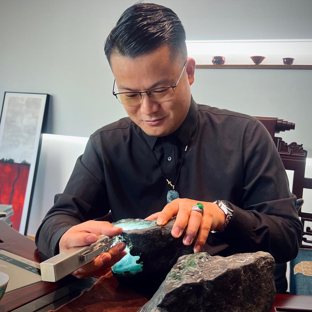 瑞丽XWT翡翠原石馆