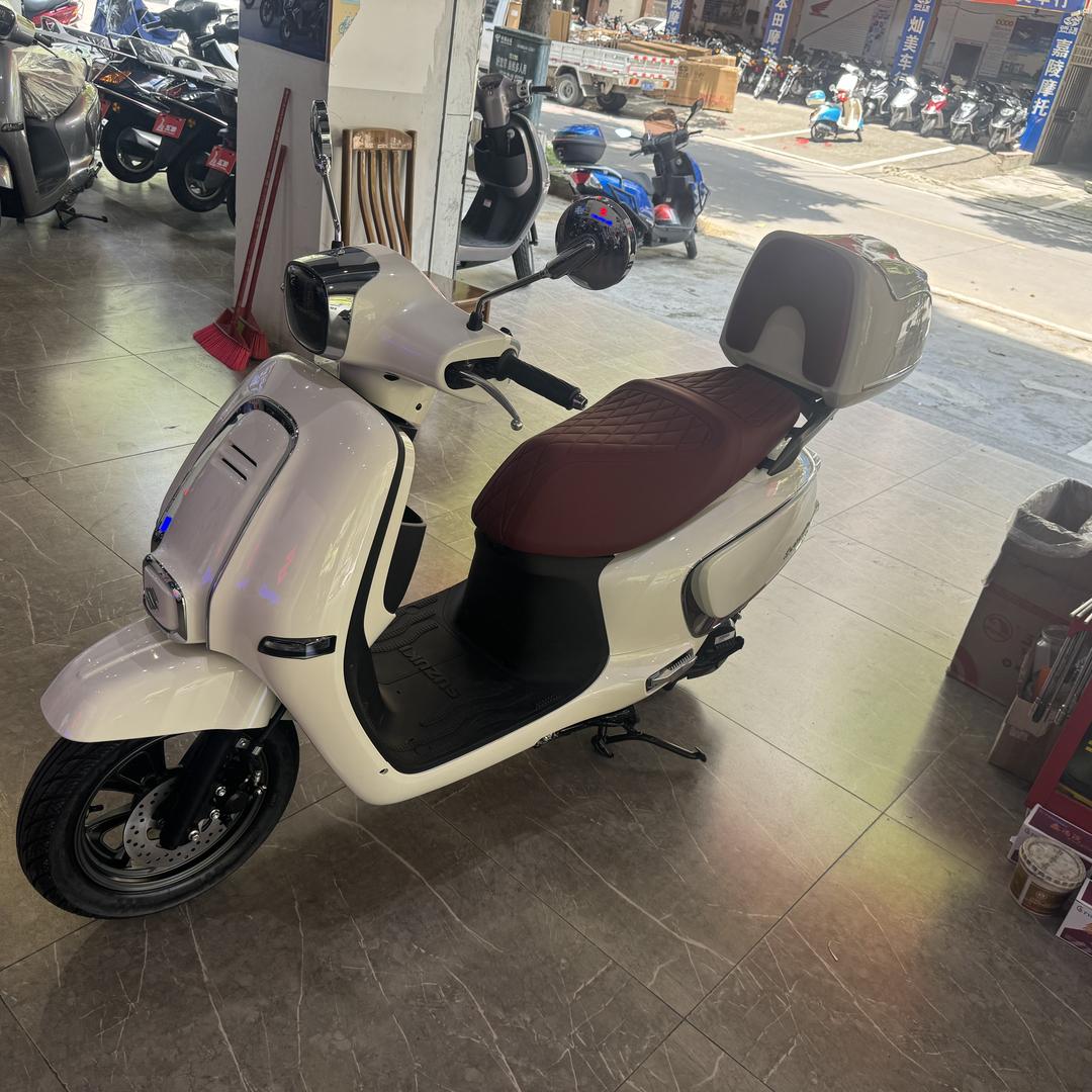 信宜合众兴摩托车行