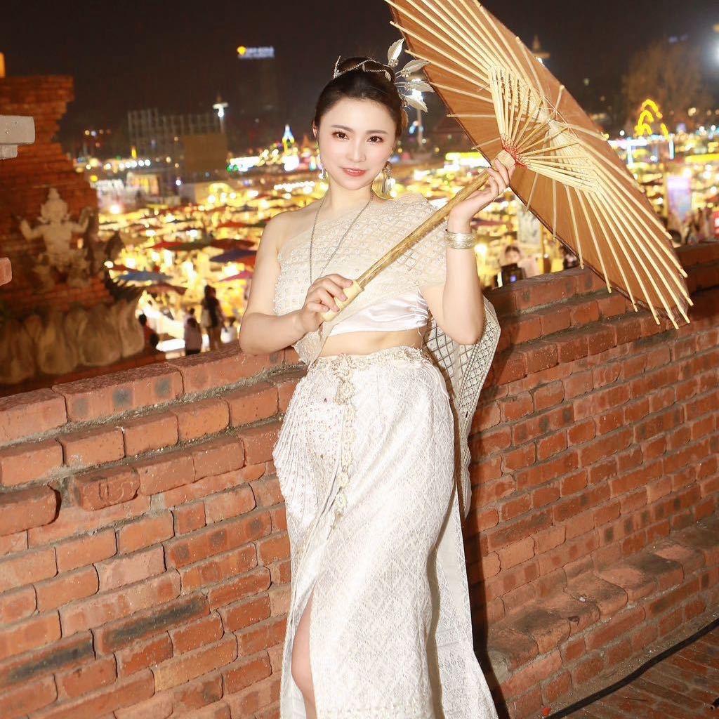 刘莲倾城美容会所＜怀化金时花园店＞