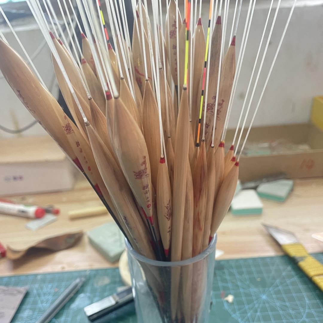 指白手工芦苇浮漂