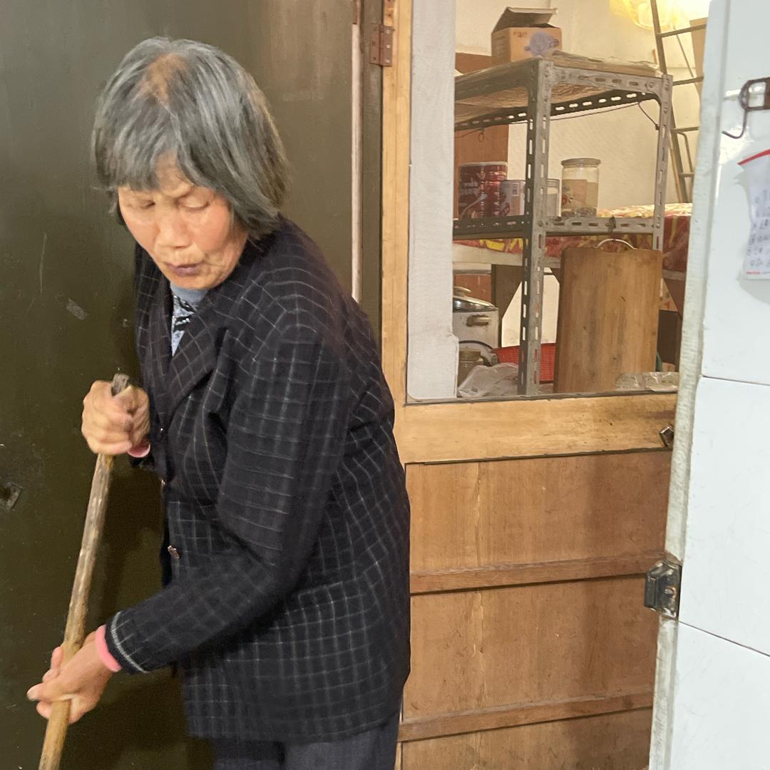 小露露