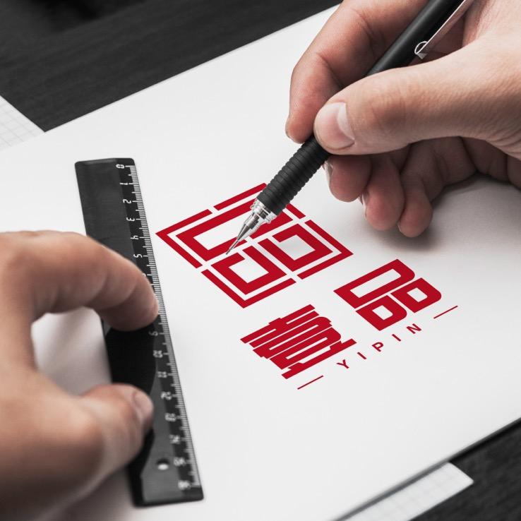 三 金 包 子