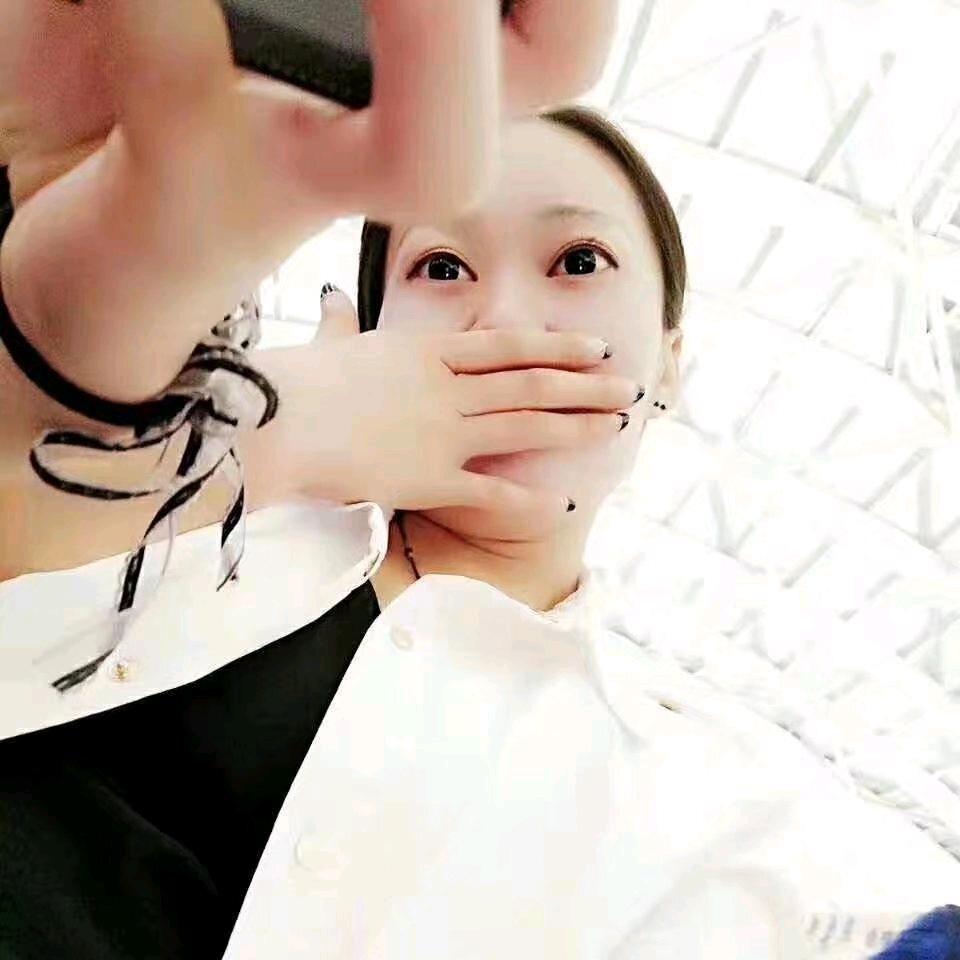笑笑:-D