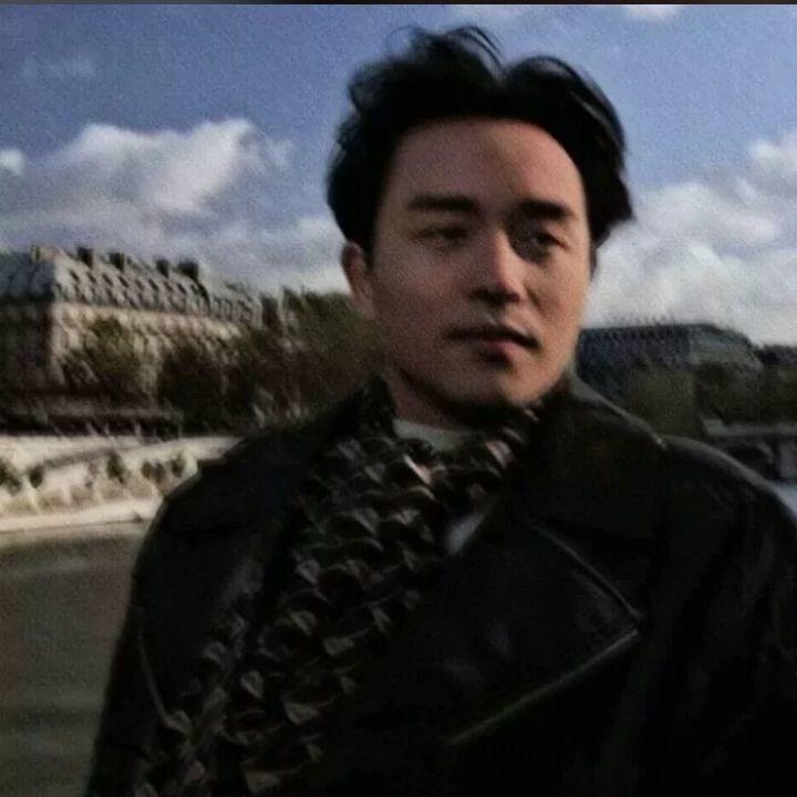 芝芝.