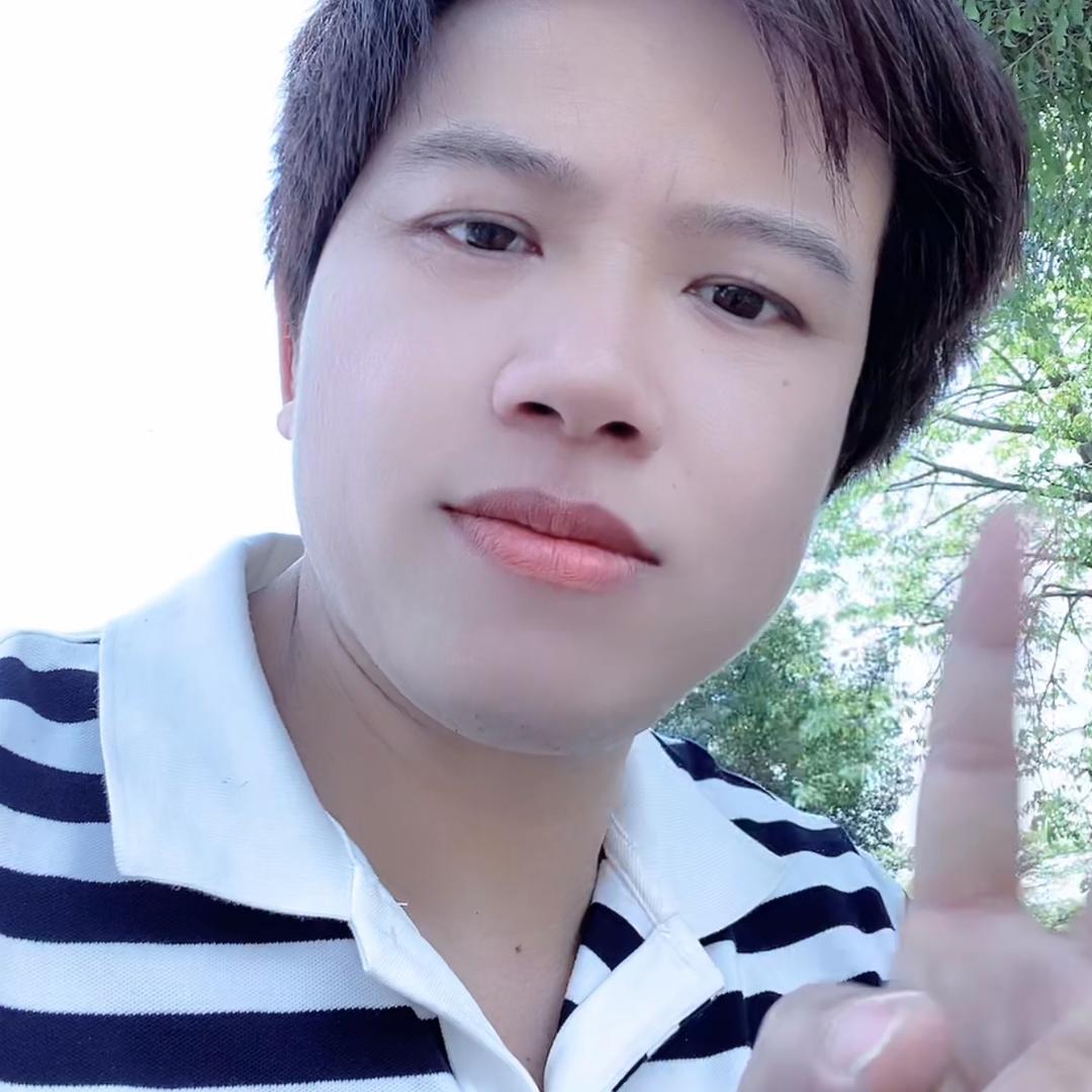 麻辣小灰灰