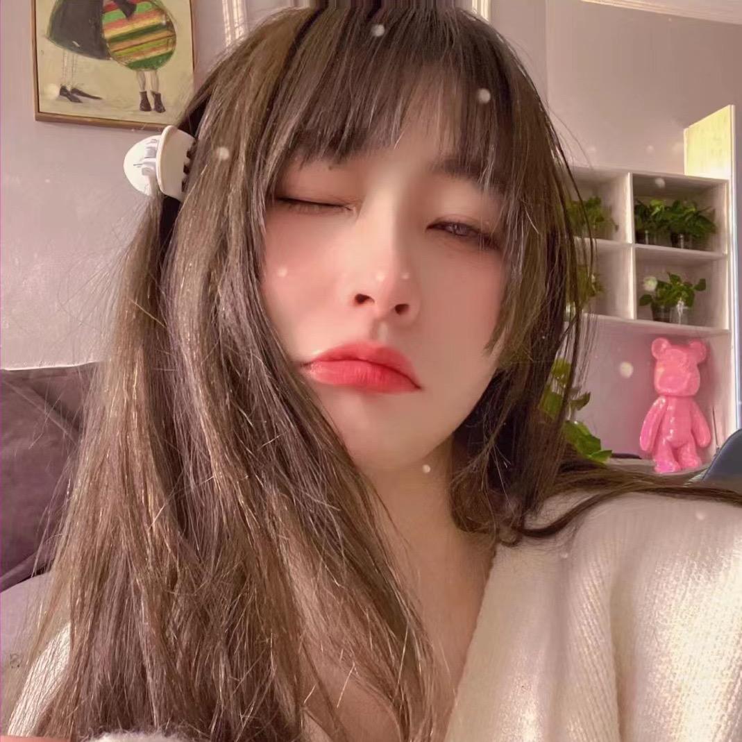 憨憨小白在线犯呆          🐾