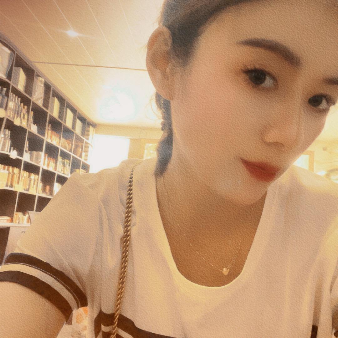 听এۣۖิ说糖💞很甜