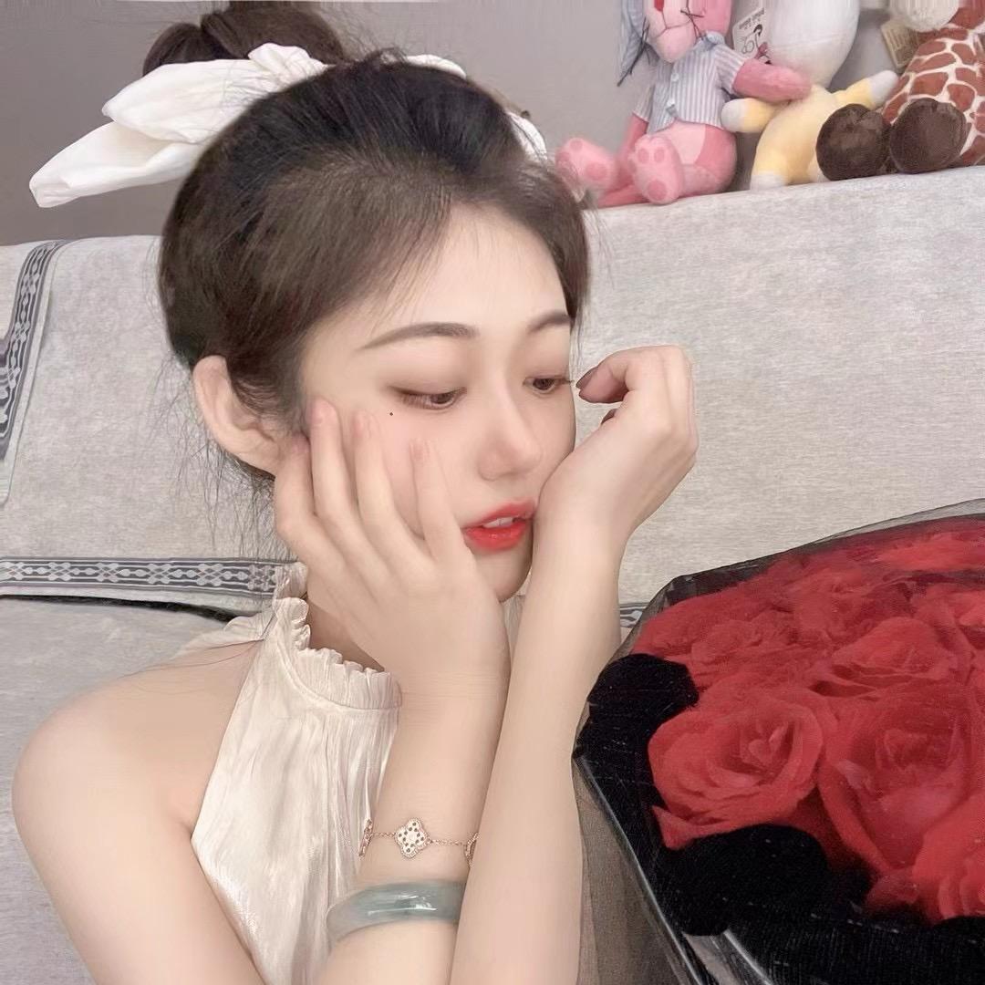 她好乖