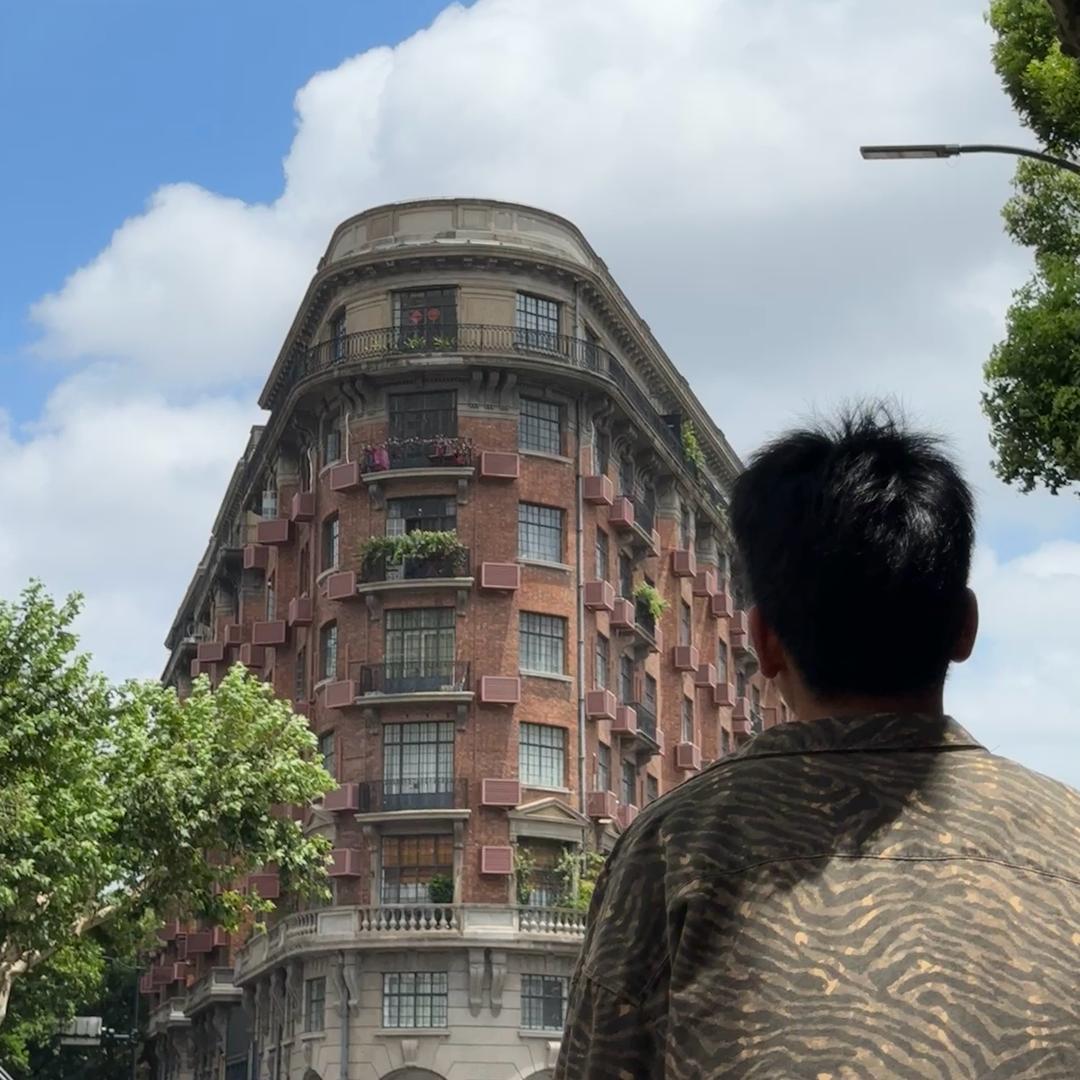 乌啦啦逃跑记