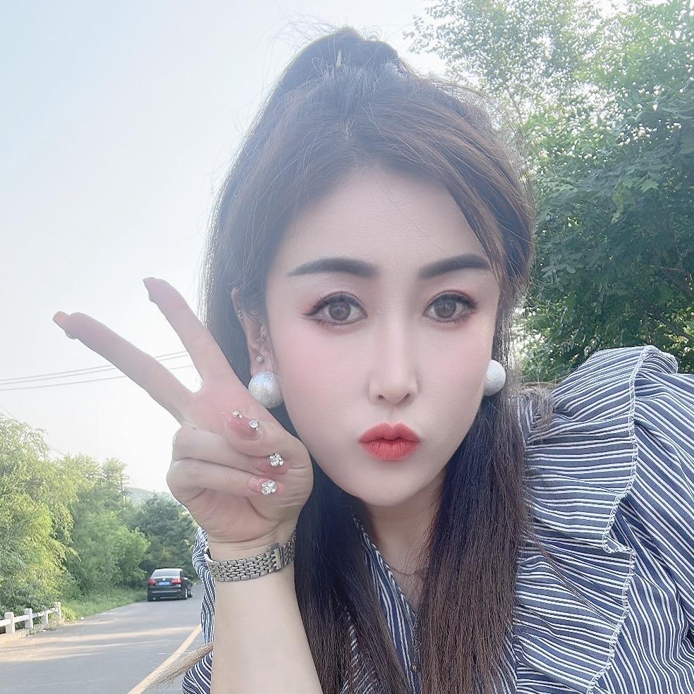 笑笑💃💃💃