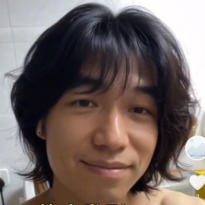 萨克森石小头头像
