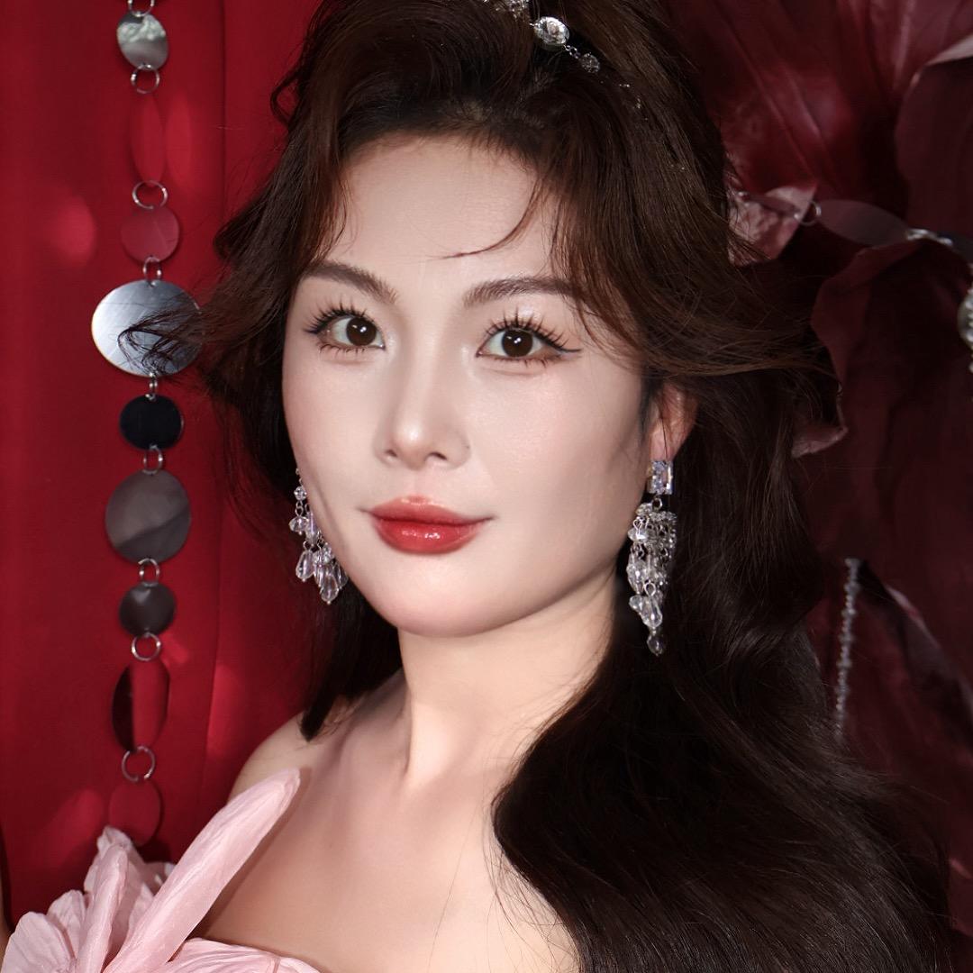 华美化妆师-娟姐