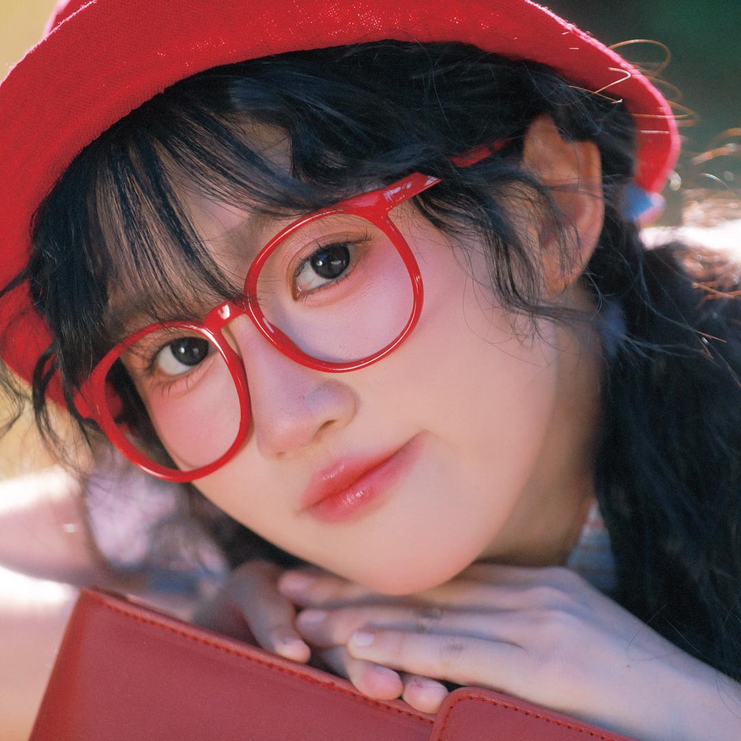 一只爱拍照的小周📷